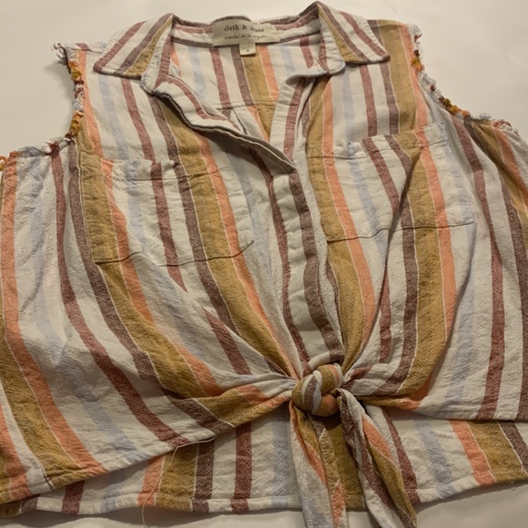 Cloth & Stone blouse - Picture 2 of 3